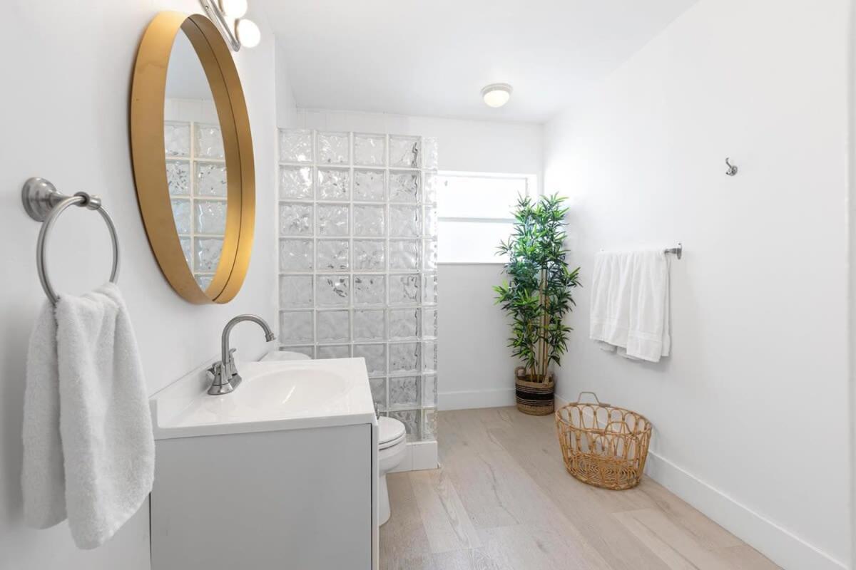 Dreamy 1-Bedroom Apt Walking Distance To Las Olas 포트 로더데일 외부 사진